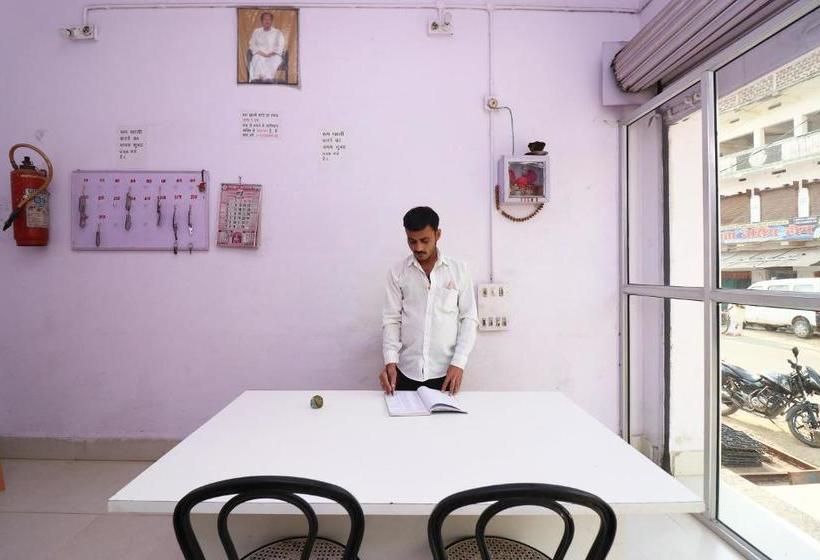 Spot On Hotel Fresh Wave