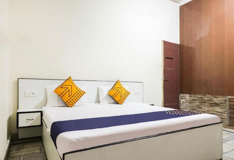 ホテル Spot On 65564  Bluebarry