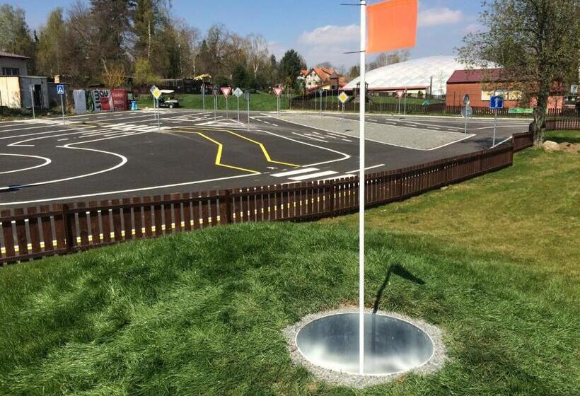 Szálloda Zamek Berchtold