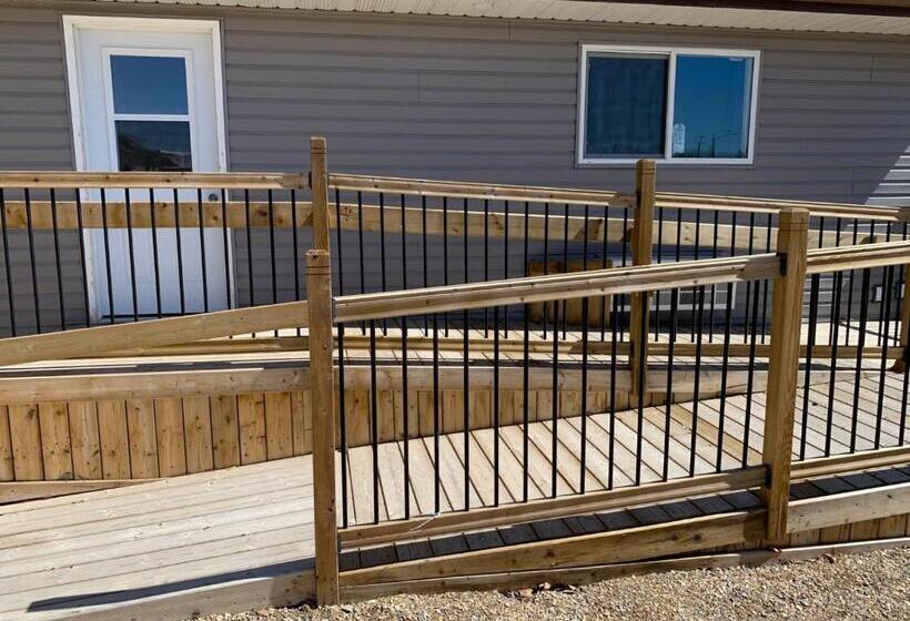 Мотель Gravelbourg Inn