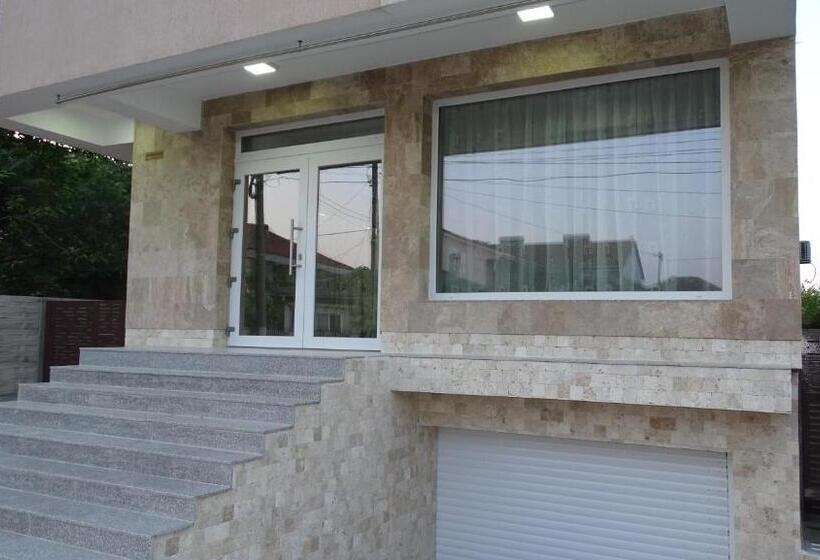 פנסיון Casa Borbel Gratiela