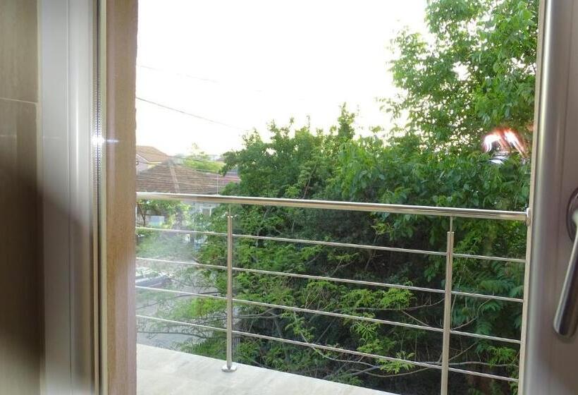 פנסיון Casa Borbel Gratiela