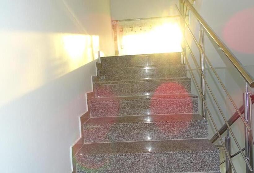 פנסיון Casa Borbel Gratiela