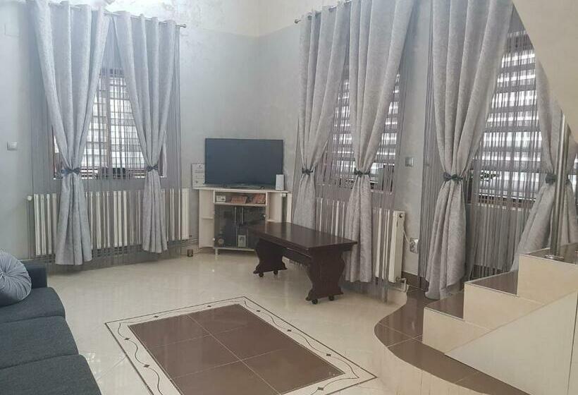 פנסיון Casa Delia