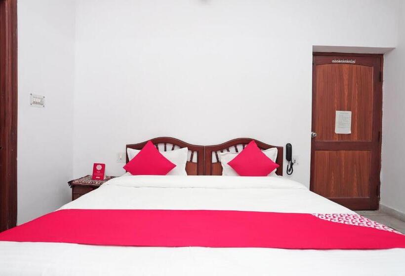 بنسيون Oyo 40107 The Holiday Homes