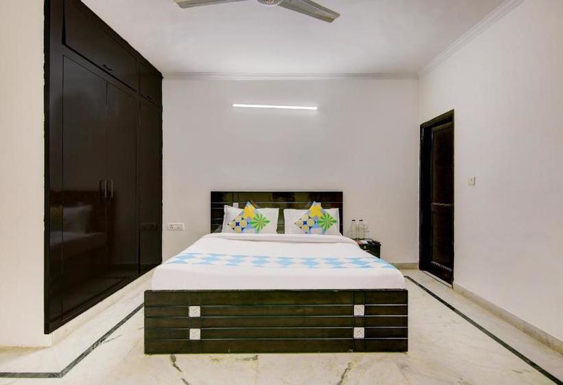 膳宿费 Oyo Home 66803 Spacious Studio Sector 21b