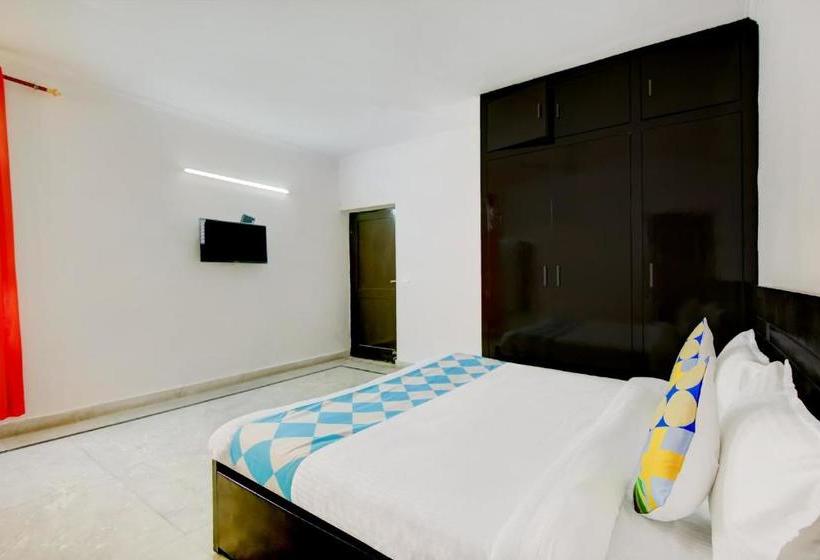 膳宿费 Oyo Home 66803 Spacious Studio Sector 21b