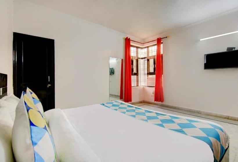 膳宿费 Oyo Home 66803 Spacious Studio Sector 21b