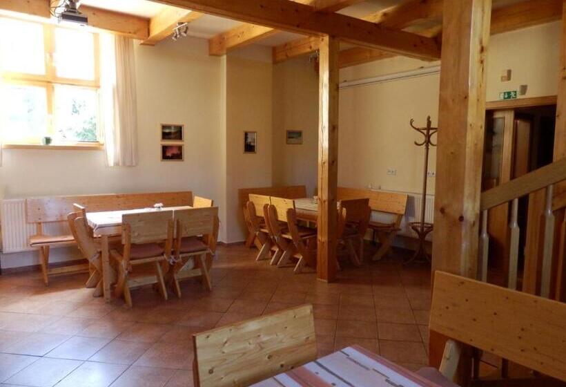 펜션 Penzion Pod Zvonem