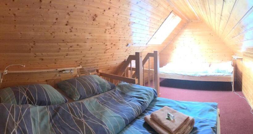 펜션 Penzion Pod Zvonem