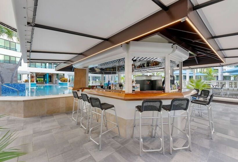 リゾートホテル Hilton Vacation Club Royal Palm St. Maarten