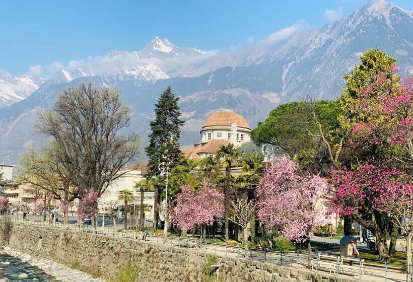 Tannerhof Bed & Breakfast