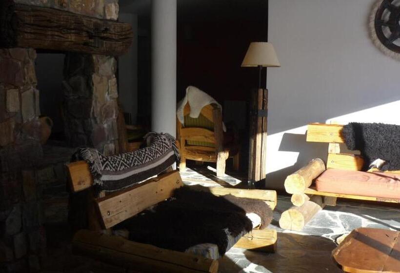 ユースホステル Hosteria Del Sauquen