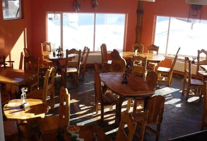 ユースホステル Hosteria Del Sauquen