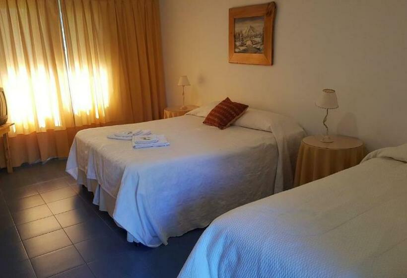 هاستل Hosteria Tres Picos