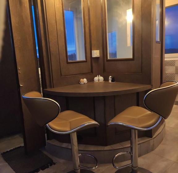 민박 Little Island