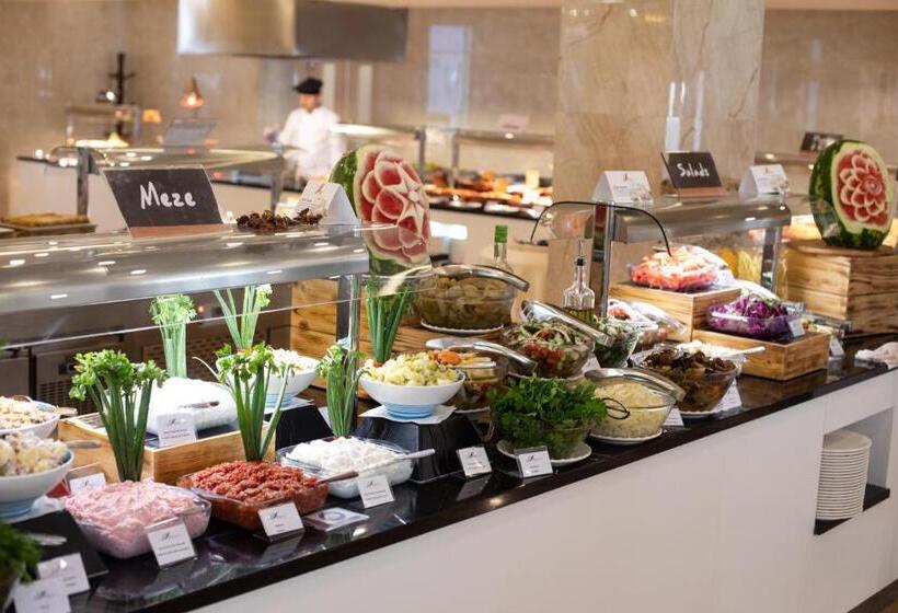 Grand Blue Fafa Resort & Spa