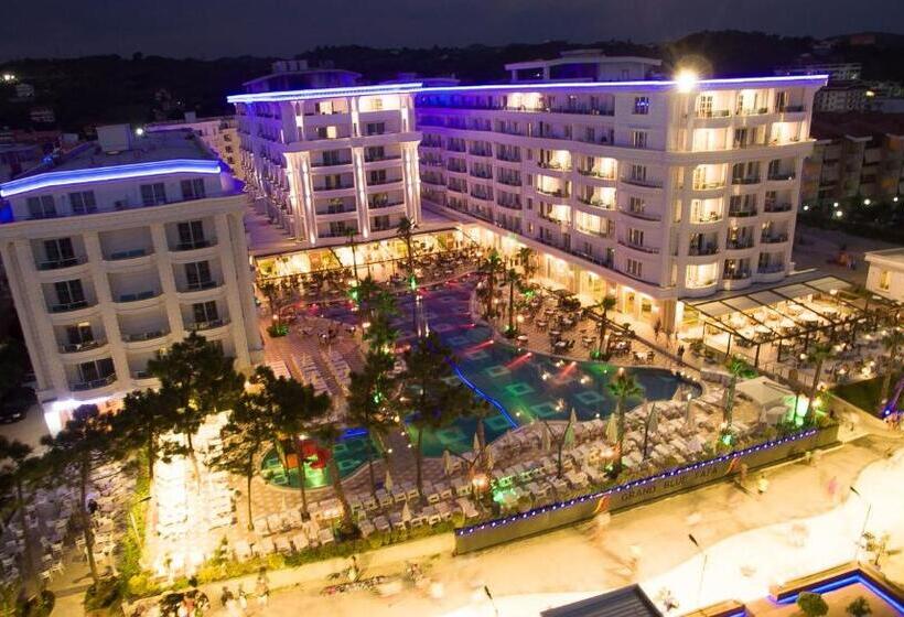 Grand Blue Fafa Resort & Spa