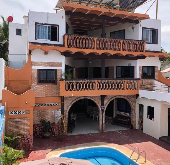 هتل Bungalows Flamingos