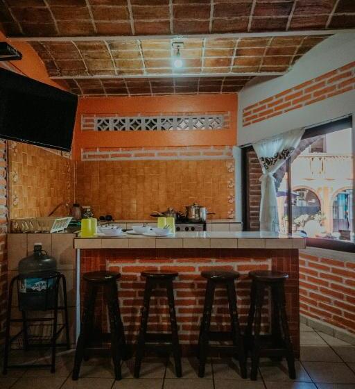 هتل Bungalows Flamingos