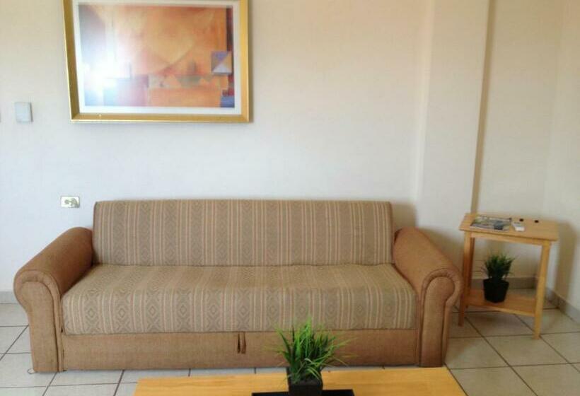 酒店 Hacienda Nainari