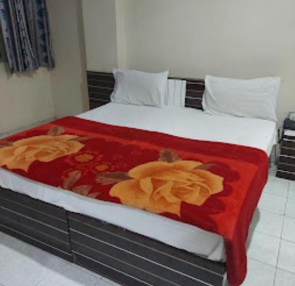 Отель Jatashankar Palace