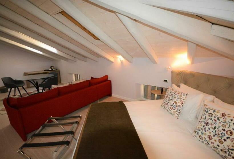 ホテル Les 7 Suites Erica