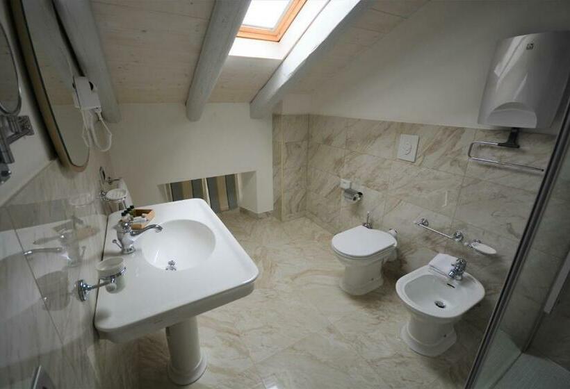 ホテル Les 7 Suites Erica