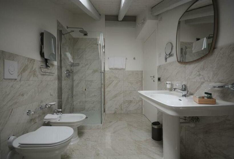 ホテル Les 7 Suites Erica