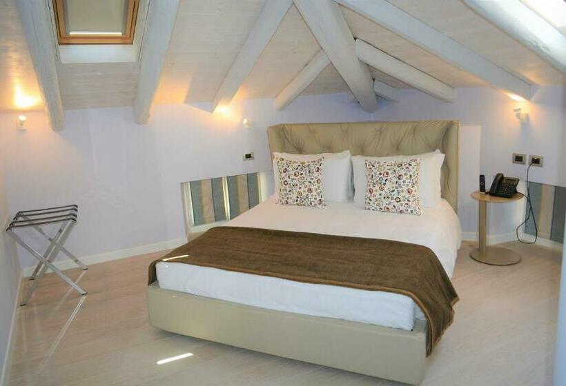 ホテル Les 7 Suites Erica