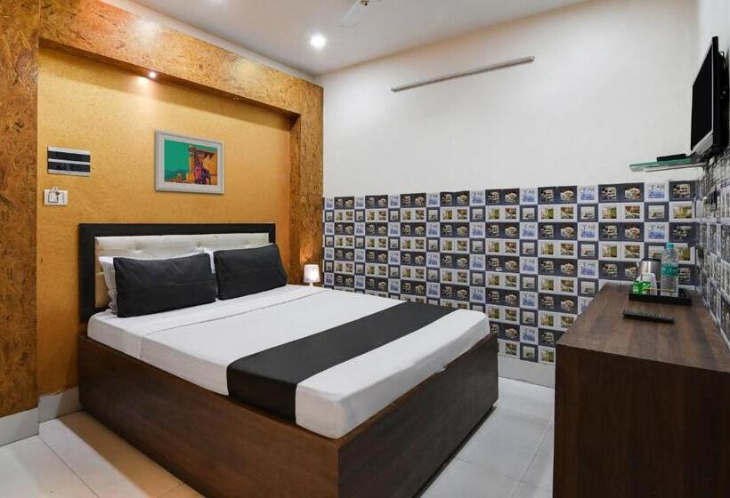 Hotell O Sai Krishna