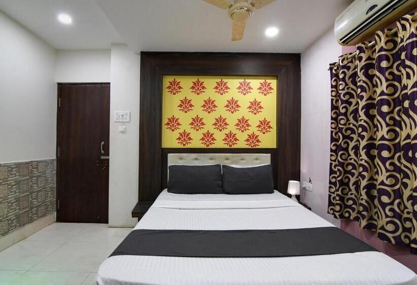 Hotell O Sai Krishna