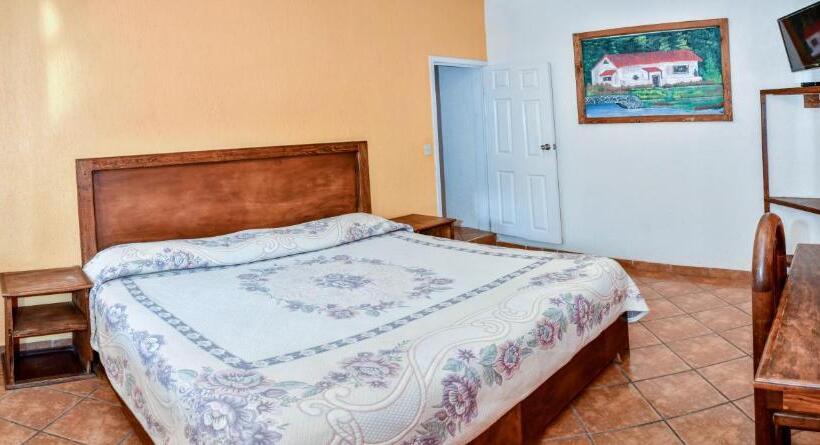 فندق Real De La Montaña