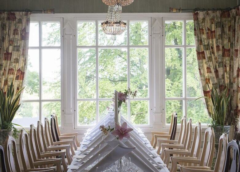 Отель Thorskogs Slott