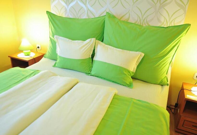 Пансион Oázis Vendégház