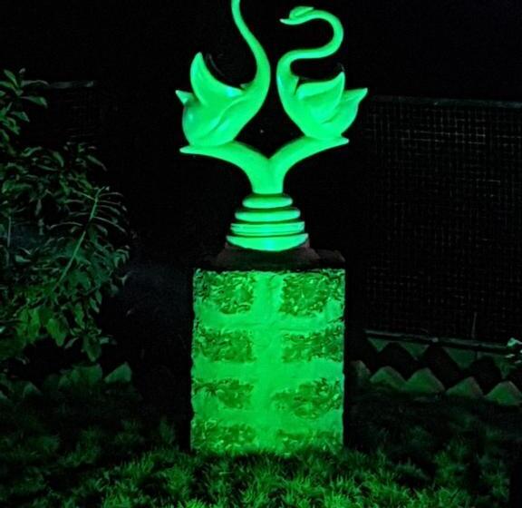 膳宿费 Palm Shades Spring