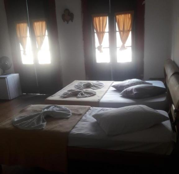 פנסיון Pousada Tiradentes