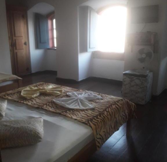 פנסיון Pousada Tiradentes