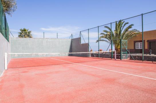 Apartamentos HC7 Breñas Garden