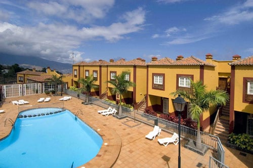 Apartamentos HC7 Breñas Garden