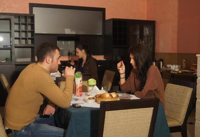 Bristol Hotel Tirana