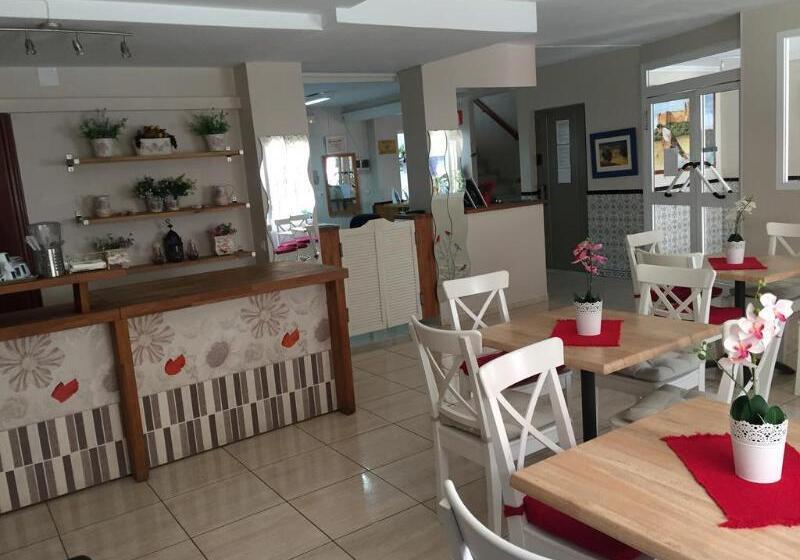 簡易ホテル Marbella