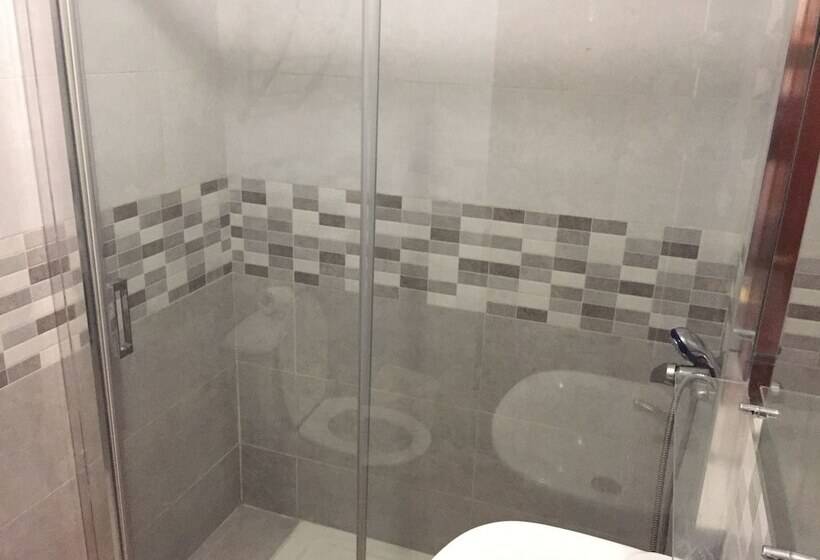 簡易ホテル Marbella