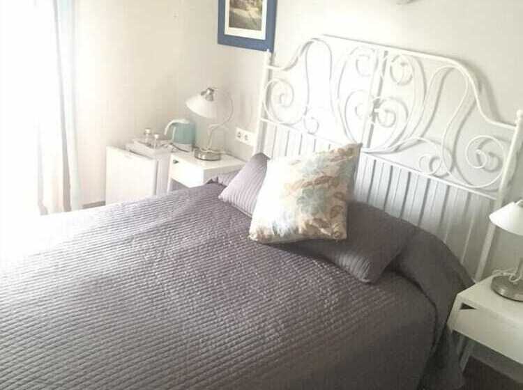 簡易ホテル Marbella