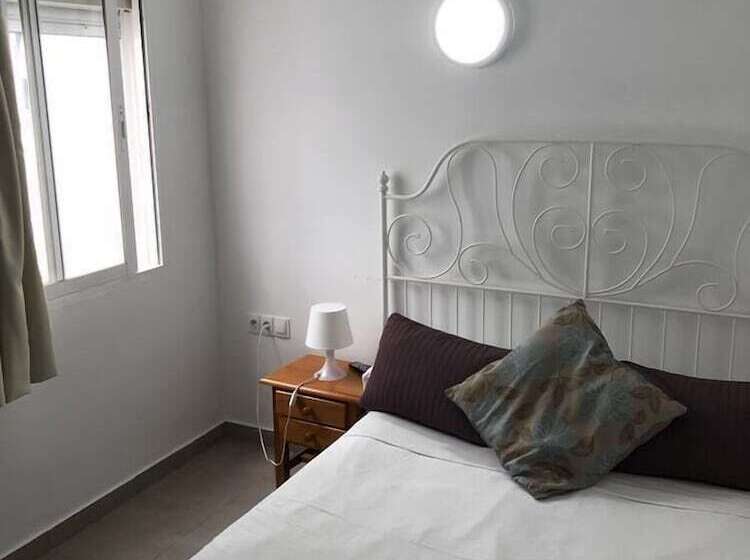 簡易ホテル Marbella