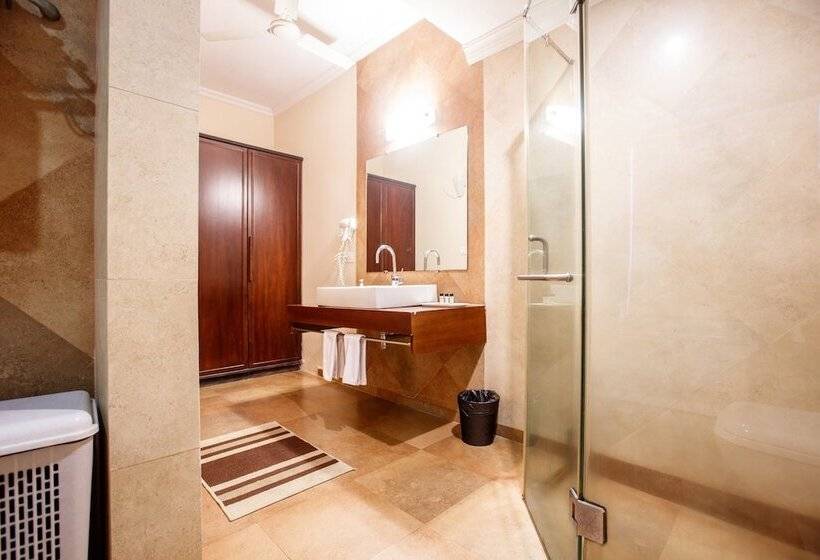 ホテル Aguada Anchorage   The Villa Resort, Candolim