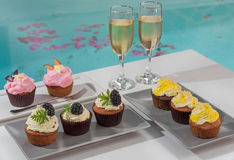 호텔 Aigialos Luxury Traditional Settlement