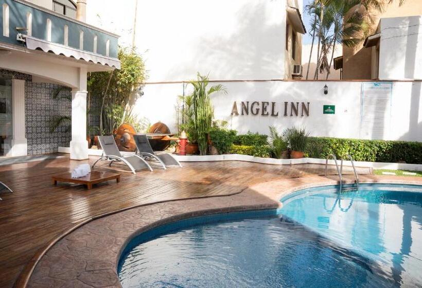فندق Angel Inn