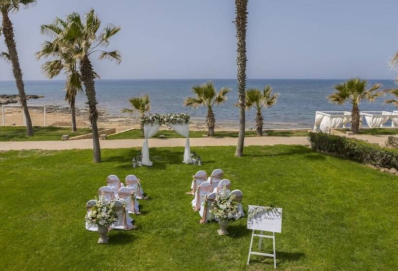 Aquamare Beach Hotel & Spa