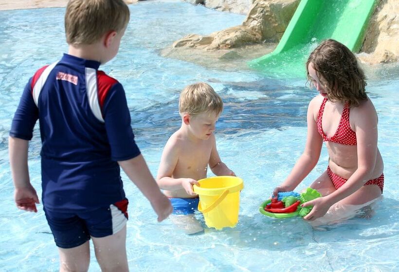 Aquamare Beach Hotel & Spa